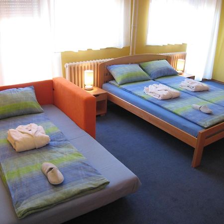 Spirit Hostel And Apartments Belgrade Exterior photo