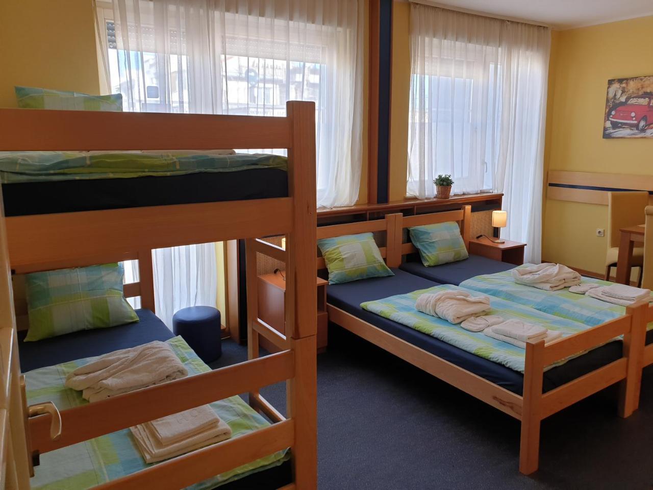 Spirit Hostel And Apartments Belgrade Exterior photo